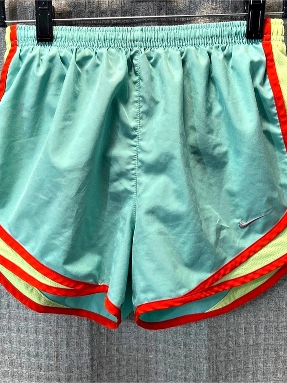 Nike Women'Small Dri-FIT Tempo Running Shorts Color Block Size Small